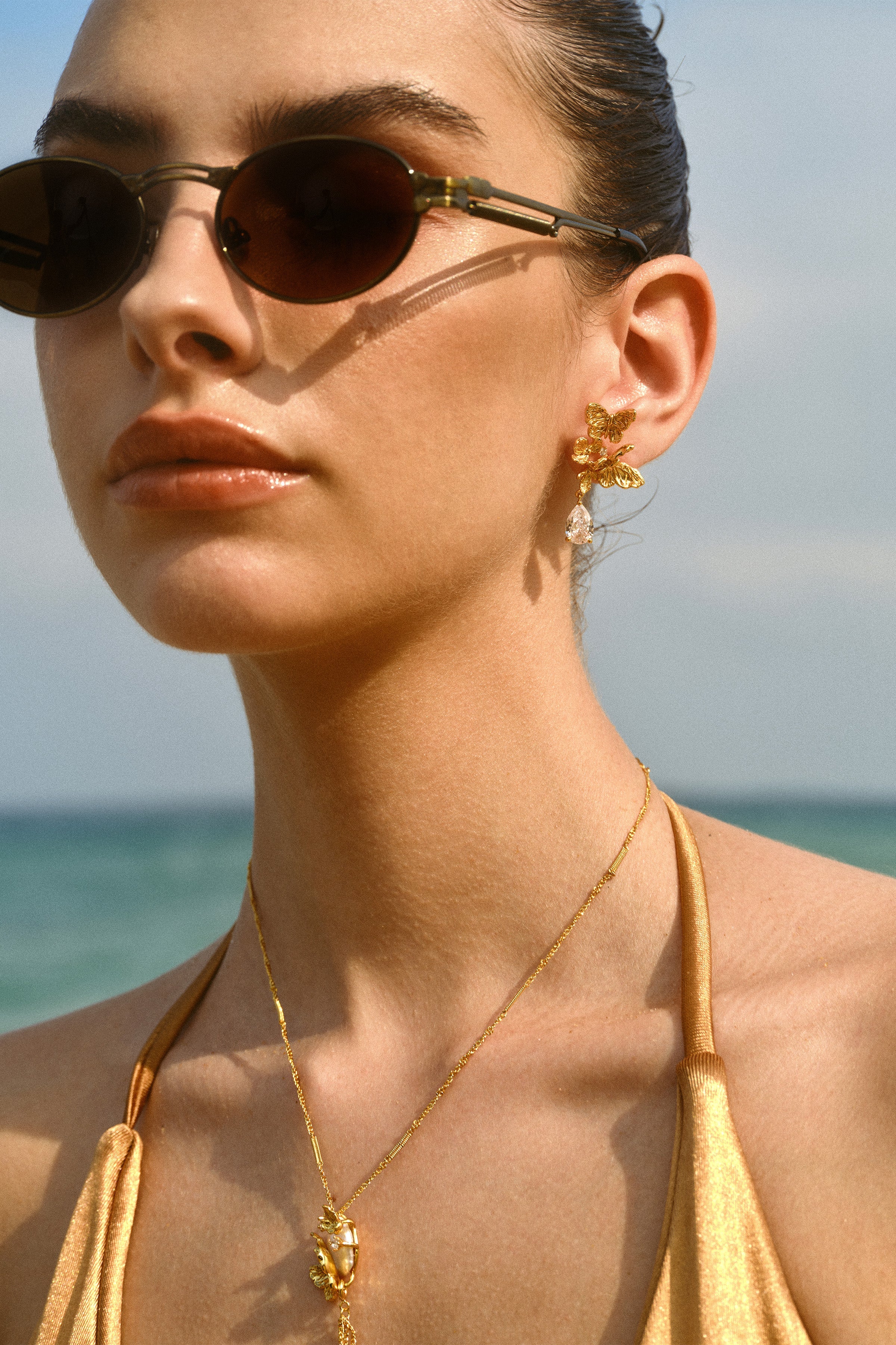 CERCOO Soul Bloom Earrings – 24K Gold Plated Butterfly & Dewdrop Statement Studs